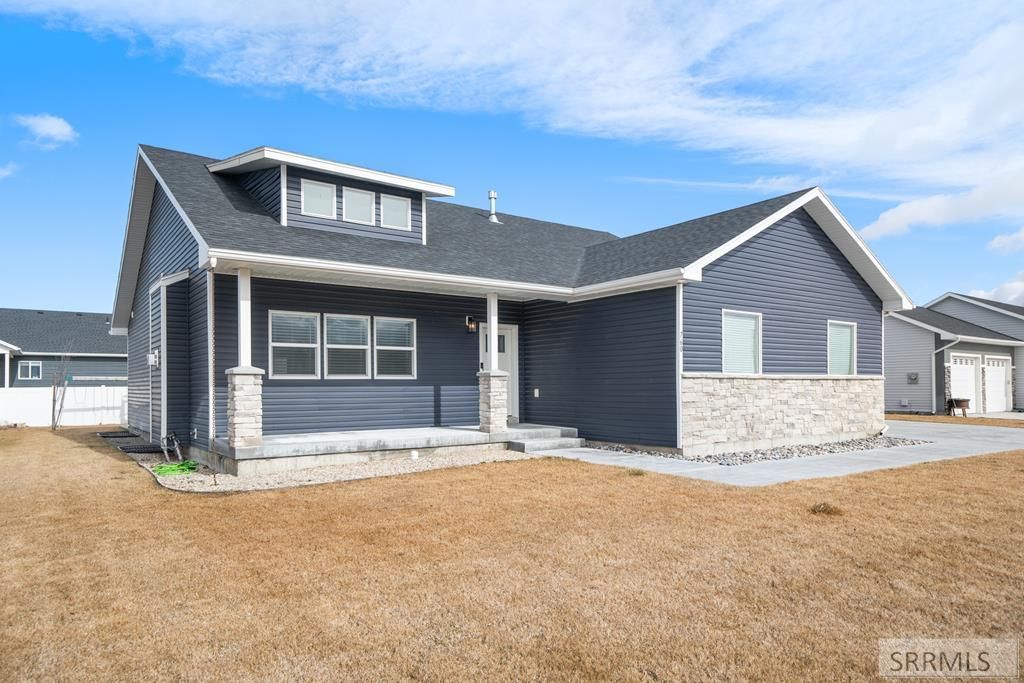 Image 2 of property listing at 760 Regency Lane, Idaho Falls, ID 83402