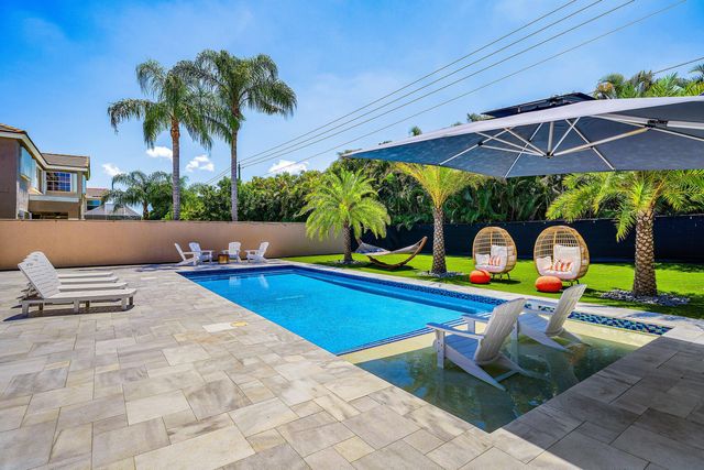 10616 Wheelhouse Circle, Boca Raton, FL 33428