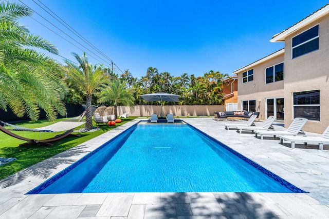 10616 Wheelhouse Circle, Boca Raton, FL 33428