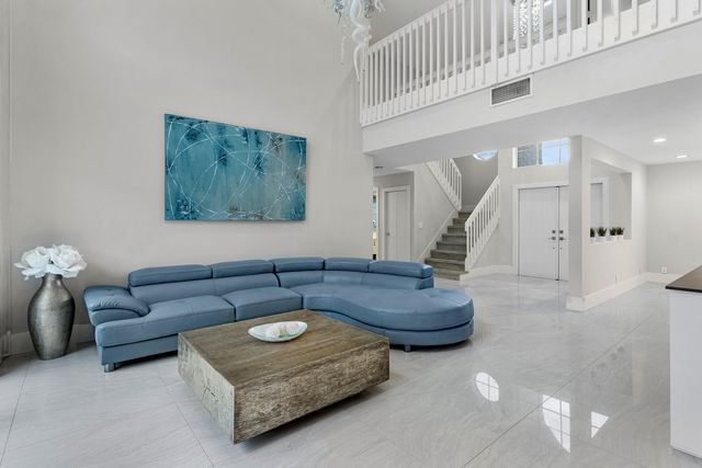10616 Wheelhouse Circle, Boca Raton, FL 33428