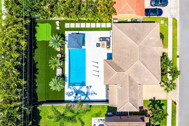 10616 Wheelhouse Circle, Boca Raton, FL 33428