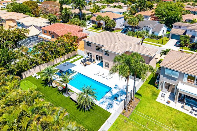 10616 Wheelhouse Circle, Boca Raton, FL 33428