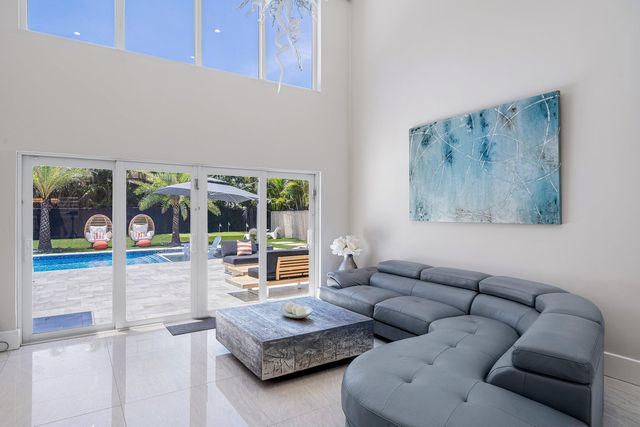 10616 Wheelhouse Circle, Boca Raton, FL 33428