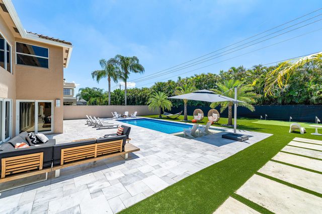 10616 Wheelhouse Circle, Boca Raton, FL 33428