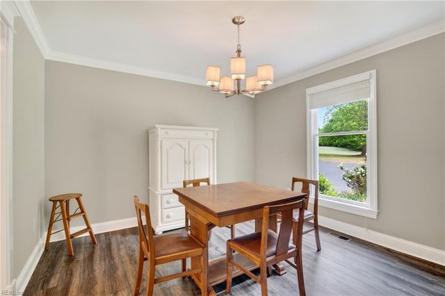 7998 Roaring Springs RD, Gloucester, VA 23061