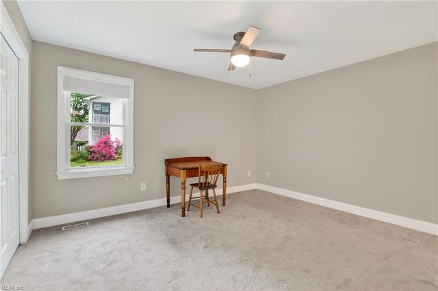 7998 Roaring Springs RD, Gloucester, VA 23061
