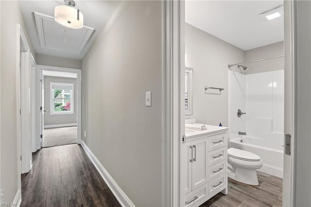 7998 Roaring Springs RD, Gloucester, VA 23061