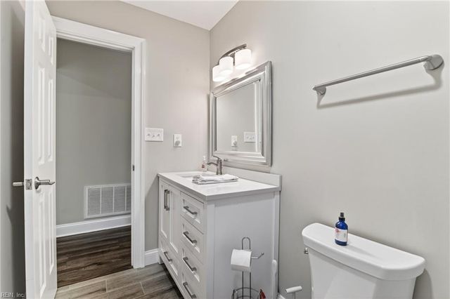 7998 Roaring Springs RD, Gloucester, VA 23061