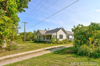 1317 68th Street, South Haven, MI 49090