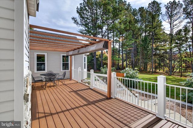 101 BARNSTORMER CIR, Louisa, VA 23093