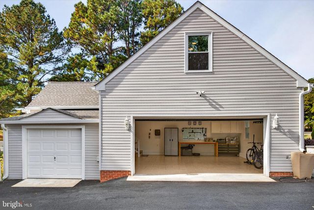 101 BARNSTORMER CIR, Louisa, VA 23093