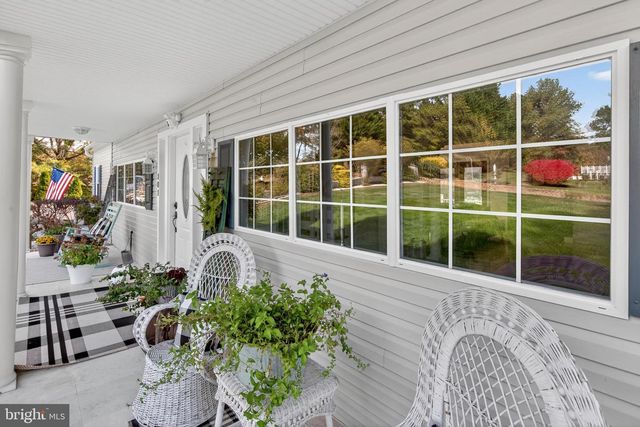 101 BARNSTORMER CIR, Louisa, VA 23093