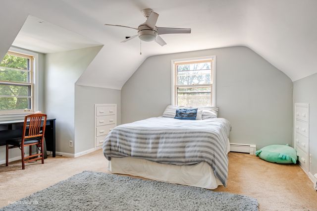 935 N Webster Street, Naperville, IL 60563