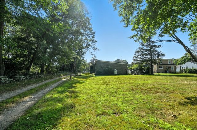 1907 Kingstown Road, South Kingstown, RI 02879