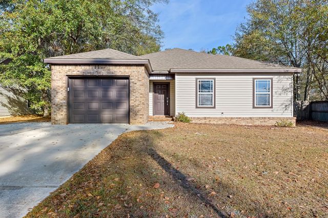 239 Bougainvillea Cir, Dothan, AL 36301