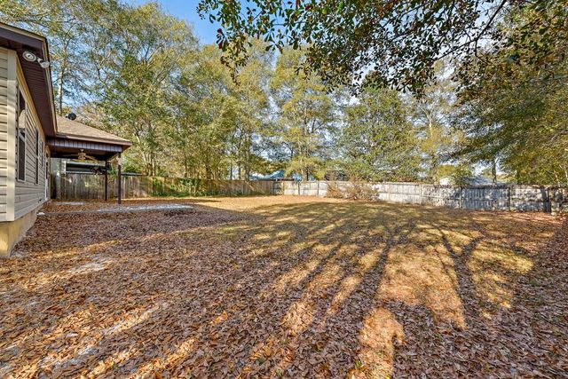 239 Bougainvillea Cir, Dothan, AL 36301
