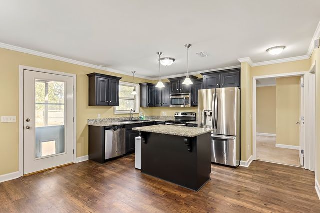 239 Bougainvillea Cir, Dothan, AL 36301