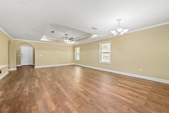 239 Bougainvillea Cir, Dothan, AL 36301