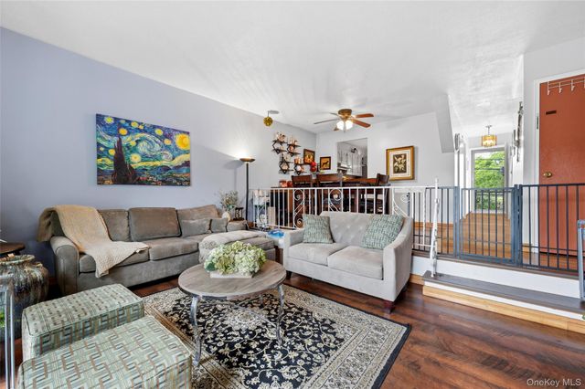 4230 E Tremont Avenue, Bronx, NY 10465