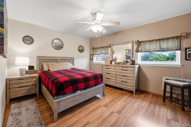 4230 E Tremont Avenue, Bronx, NY 10465
