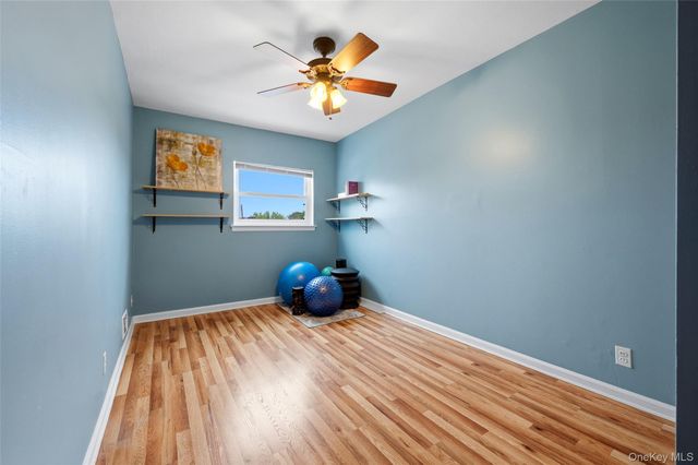 4230 E Tremont Avenue, Bronx, NY 10465