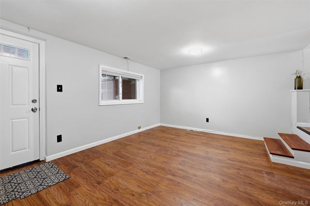 4230 E Tremont Avenue, Bronx, NY 10465