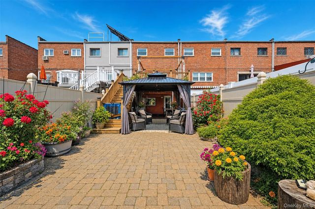 4230 E Tremont Avenue, Bronx, NY 10465