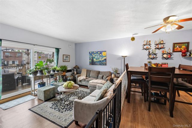 4230 E Tremont Avenue, Bronx, NY 10465