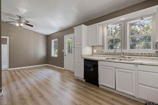 3826 W Highway 11, Daingerfield, TX 75638
