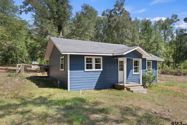 3826 W Highway 11, Daingerfield, TX 75638
