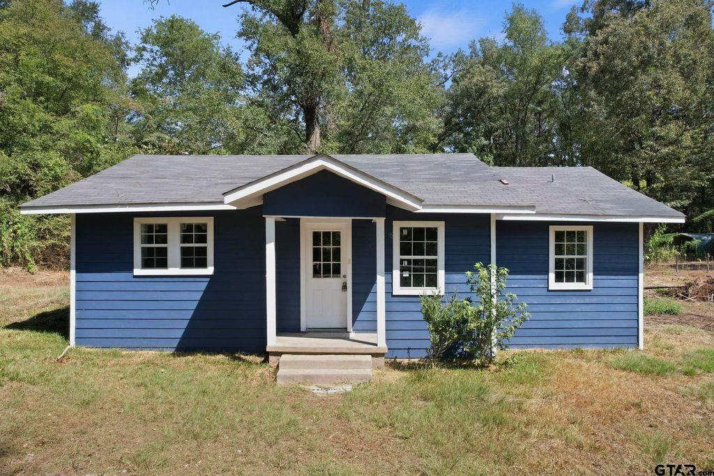 3826 W Highway 11, Daingerfield, TX 75638
