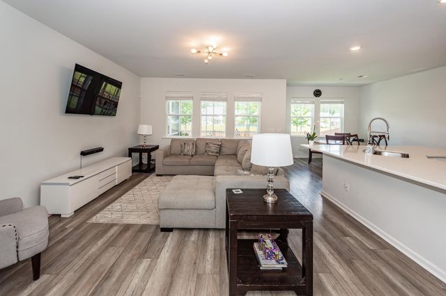 116 Slater Lake Lane, Summerville, SC 29483