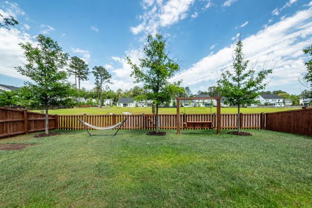 116 Slater Lake Lane, Summerville, SC 29483