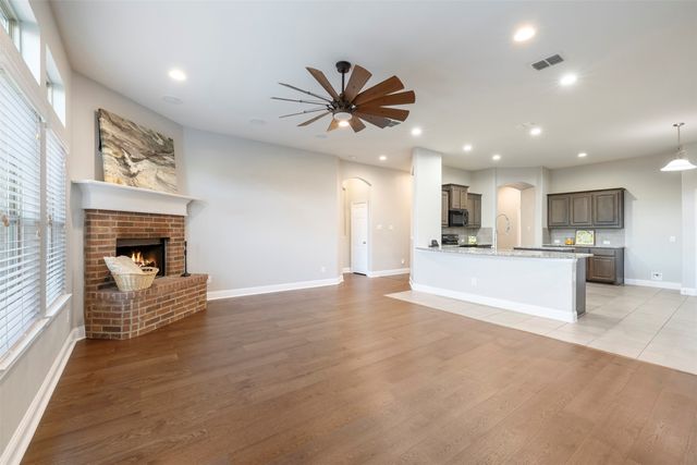 268 Hilltop Drive, Justin, TX 76247