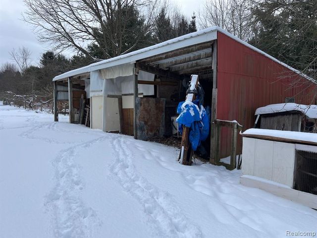 4384 Newark Road, Attica, MI 48412