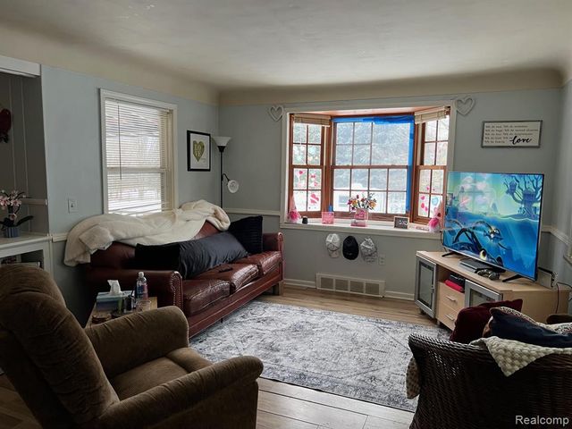 4384 Newark Road, Attica, MI 48412