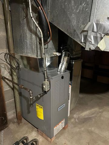 4384 Newark Road, Attica, MI 48412