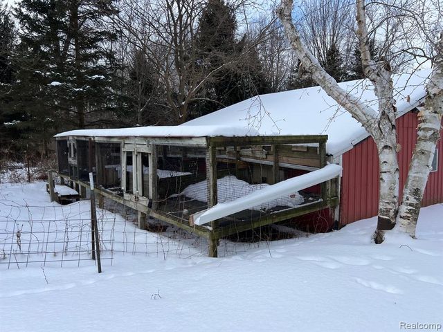 4384 Newark Road, Attica, MI 48412