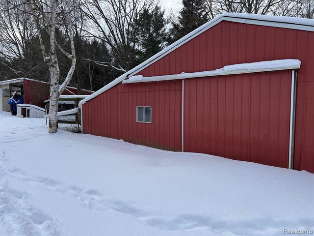 4384 Newark Road, Attica, MI 48412