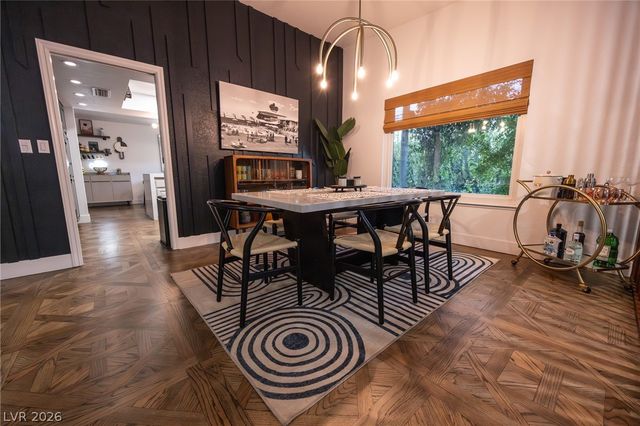 1901 Plaza De La Cruz, Las Vegas, NV 89102