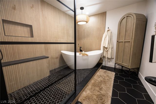 1901 Plaza De La Cruz, Las Vegas, NV 89102