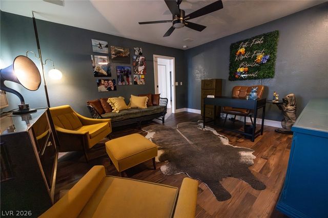 1901 Plaza De La Cruz, Las Vegas, NV 89102