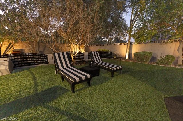 1901 Plaza De La Cruz, Las Vegas, NV 89102