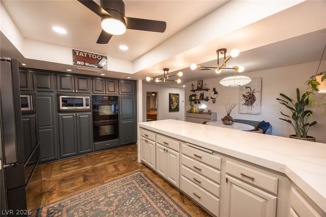 1901 Plaza De La Cruz, Las Vegas, NV 89102