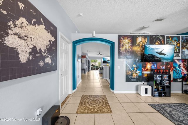 831 Koln Court NW, Palm Bay, FL 32907