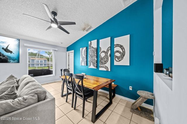831 Koln Court NW, Palm Bay, FL 32907