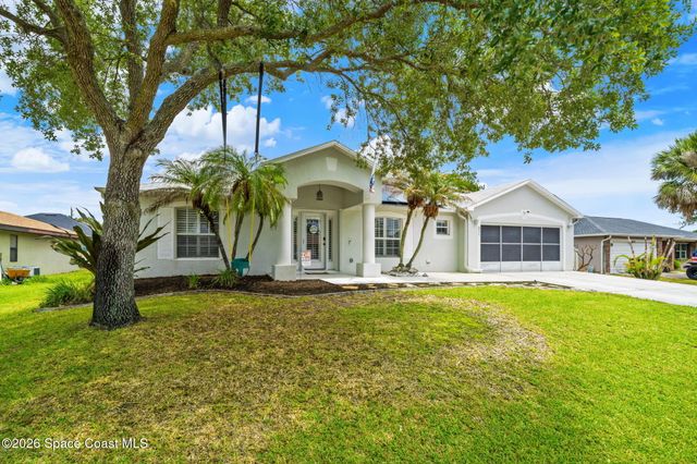 831 Koln Court NW, Palm Bay, FL 32907
