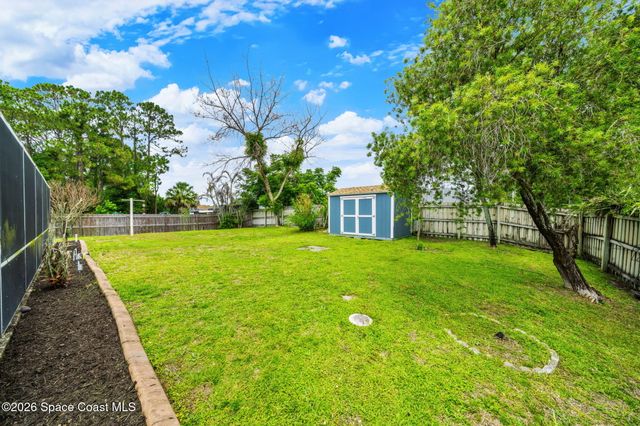 831 Koln Court NW, Palm Bay, FL 32907