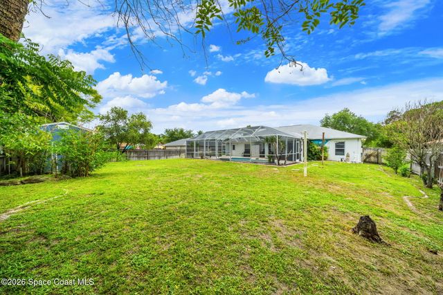 831 Koln Court NW, Palm Bay, FL 32907