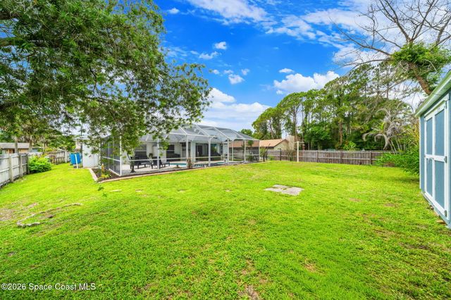 831 Koln Court NW, Palm Bay, FL 32907